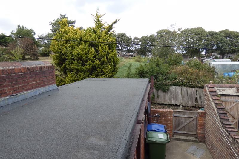 Rear View- click for photo gallery